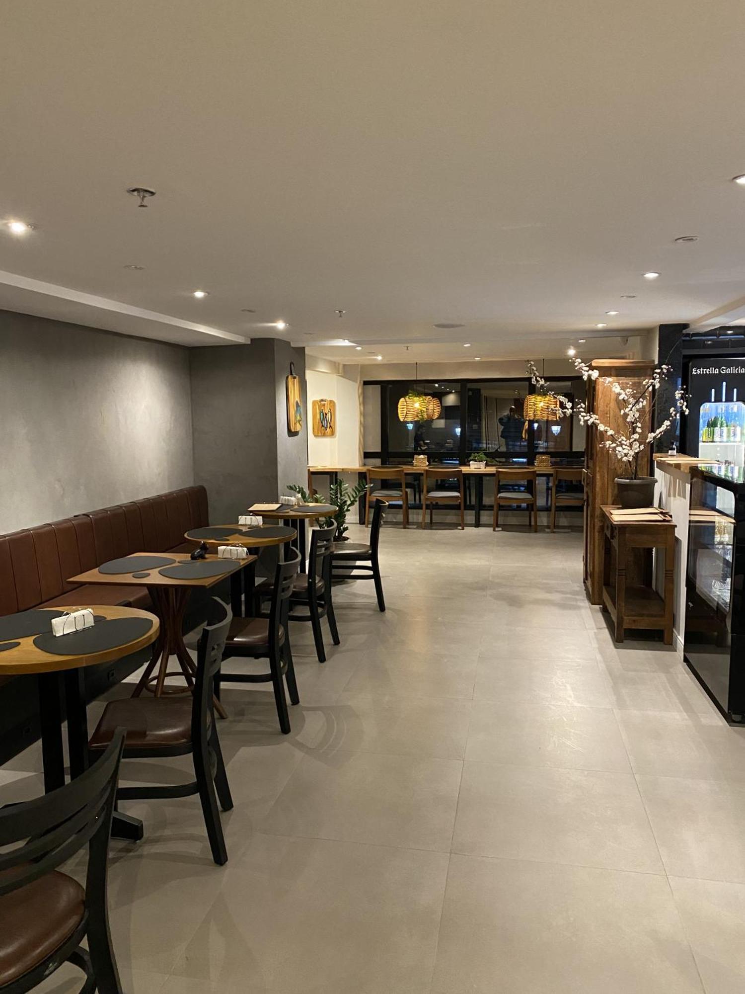 Kastel Petropolis Hotel Ngoại thất bức ảnh