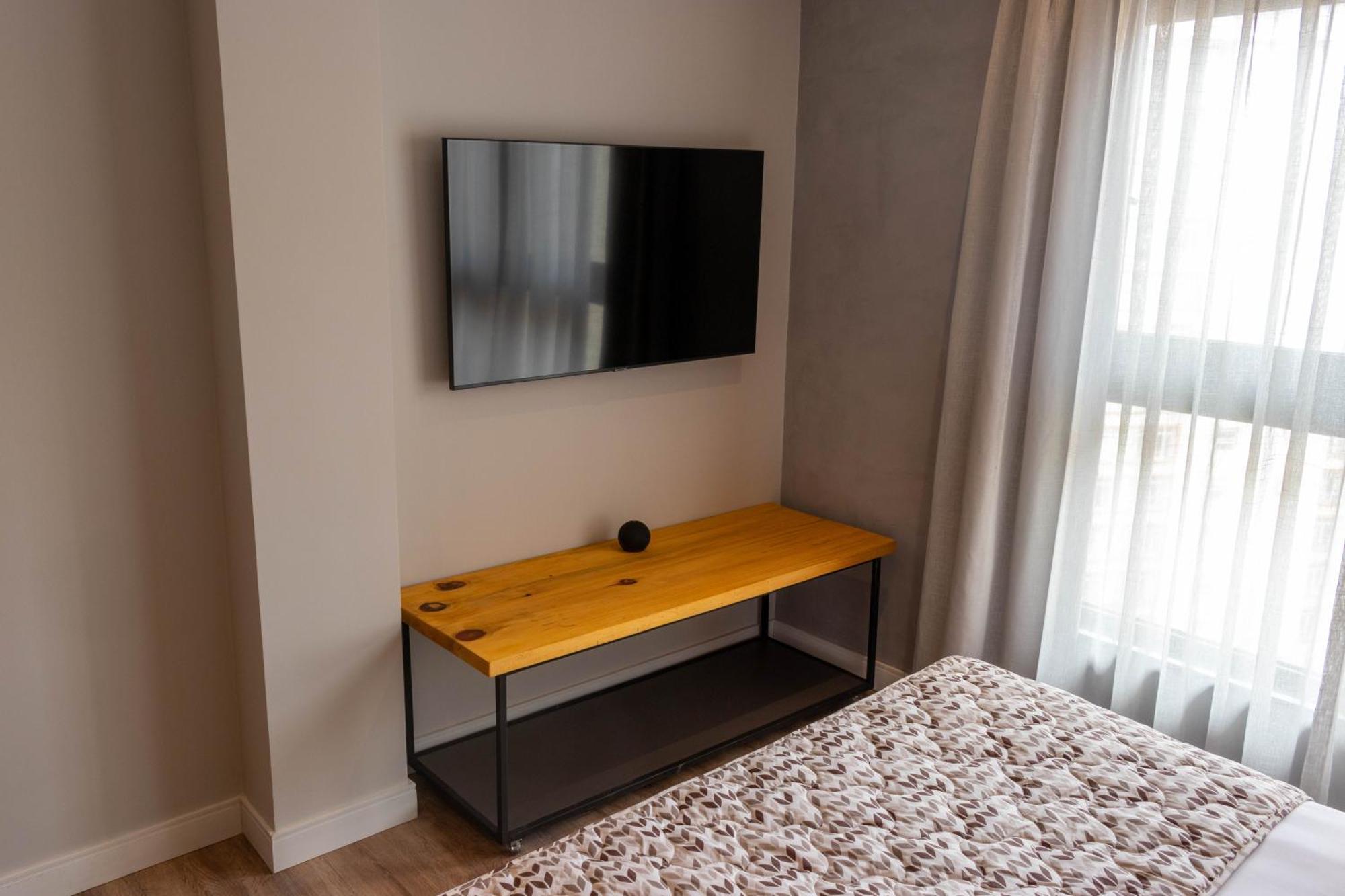 Kastel Petropolis Hotel Ngoại thất bức ảnh