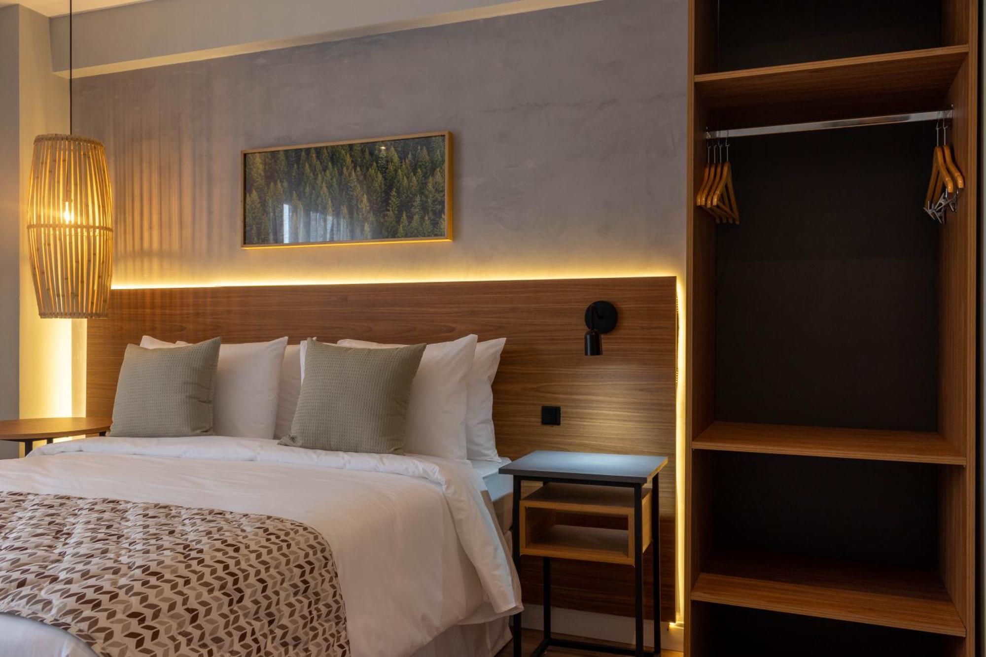 Kastel Petropolis Hotel Ngoại thất bức ảnh