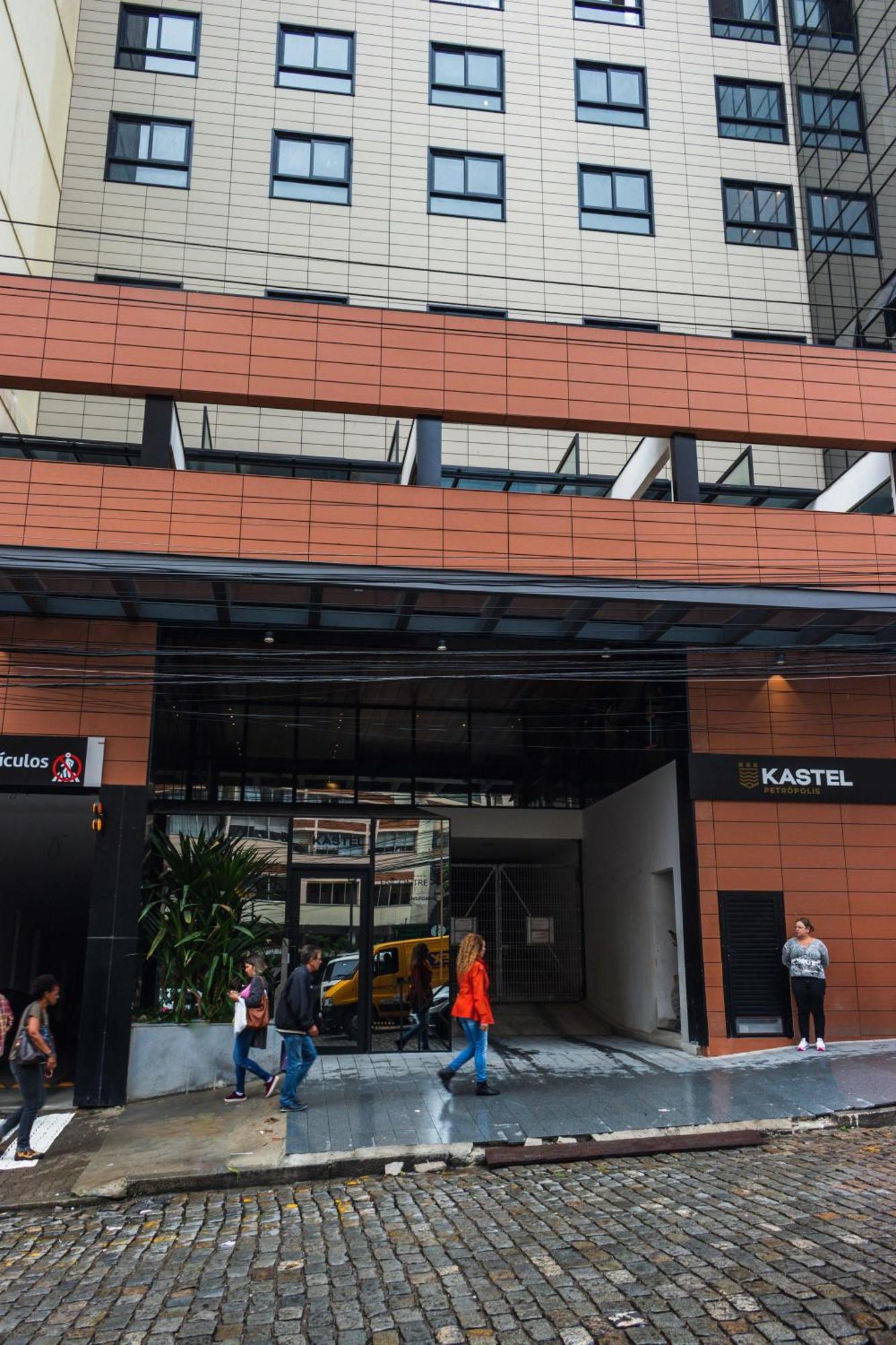 Kastel Petropolis Hotel Ngoại thất bức ảnh